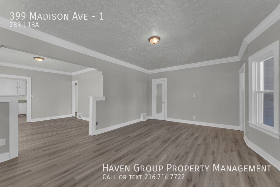 399 Madison Ave | DN, Akron, OH 44320 - Spacious 2-bed 1-bath multi-family home! property image