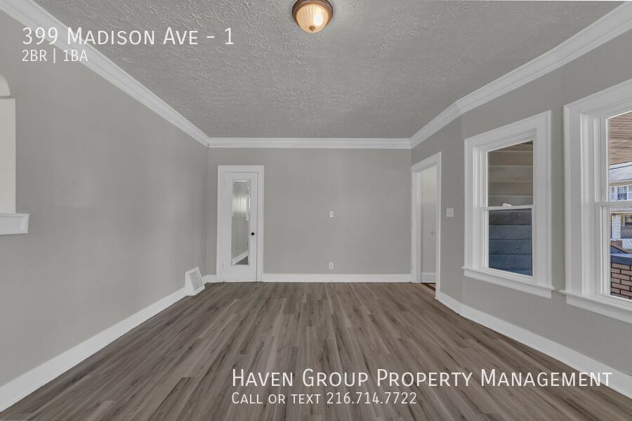 399 Madison Ave | DN, Akron, OH 44320 - Spacious 2-bed 1-bath multi-family home! property image