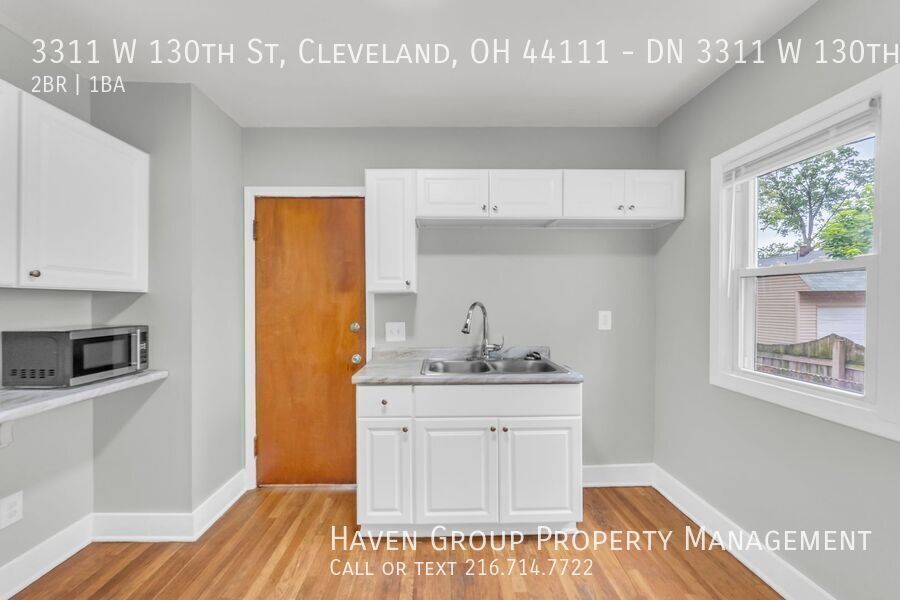 3311 W 130th St | DN, Cleveland, OH 44111 - Spacious 2-bed 1-bath multi-family home! property image