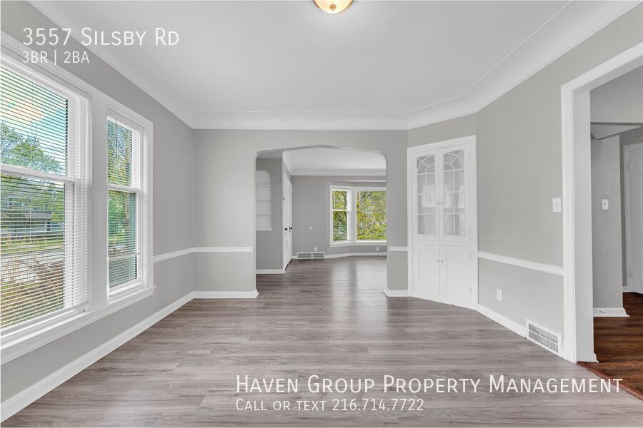 3557 Silsby Rd, University Hts, OH 44118 - Spacious 3-bed 1.5-bath single-family home! property image