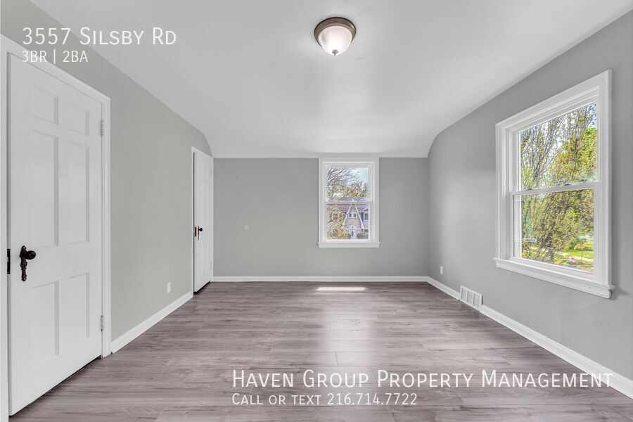 3557 Silsby Rd, University Hts, OH 44118 - Spacious 3-bed 1.5-bath single-family home! property image