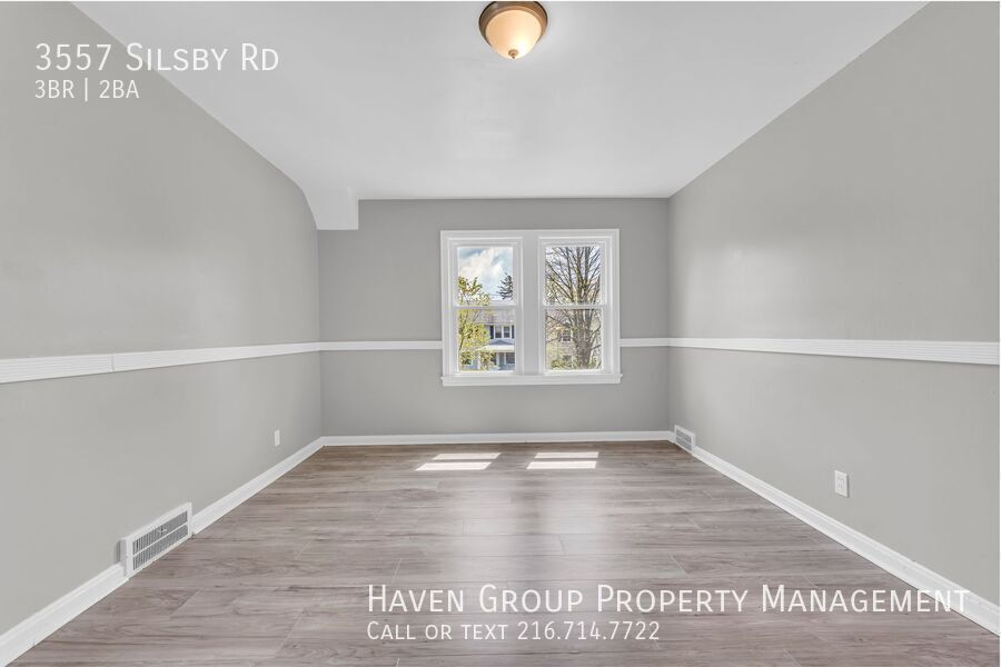 3557 Silsby Rd, University Hts, OH 44118 - Spacious 3-bed 1.5-bath single-family home! property image