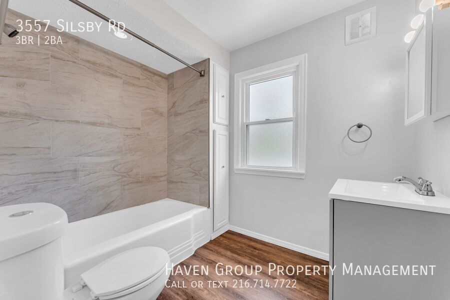 3557 Silsby Rd, University Hts, OH 44118 - Spacious 3-bed 1.5-bath single-family home! property image