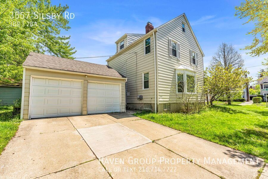 3557 Silsby Rd, University Hts, OH 44118 - Spacious 3-bed 1.5-bath single-family home! property image