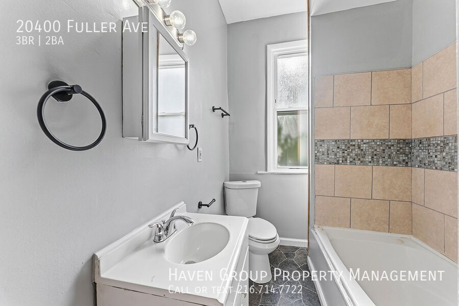 20400 Fuller Ave, Euclid, OH 44123 - Spacious 3-bed 1.5-bath single-family home! property image