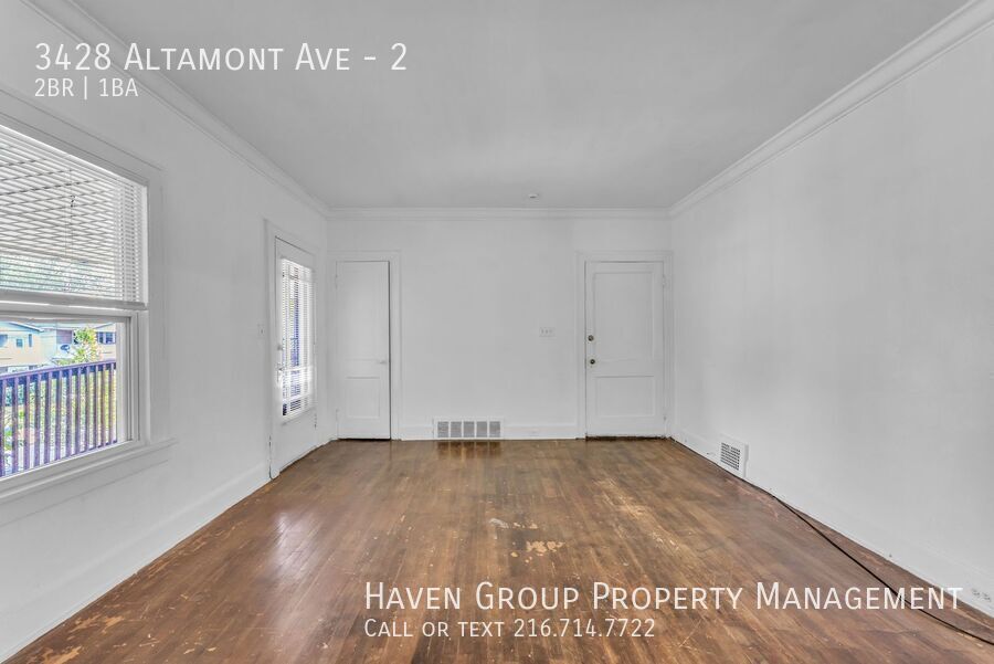 3428 Altamont Ave | Unit 2, Cleveland Heights, OH 44118 - Spacious 2-bed 1-bath multi-family home! property image