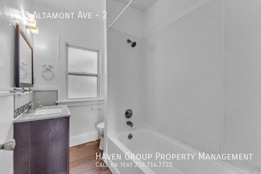 3428 Altamont Ave | Unit 2, Cleveland Heights, OH 44118 - Spacious 2-bed 1-bath multi-family home! property image