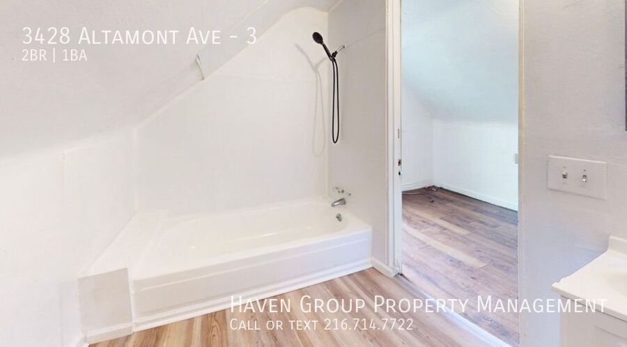 3428 Altamont Ave | Unit 3, Cleveland Heights, OH 44118 - Spacious 2-bed 1-bath multi-family home! property image