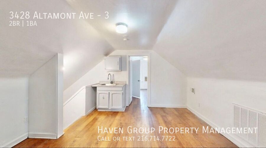 3428 Altamont Ave | Unit 3, Cleveland Heights, OH 44118 - Spacious 2-bed 1-bath multi-family home! property image