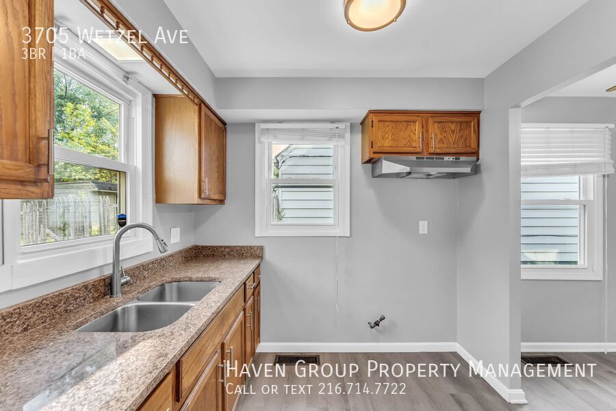 3705 Wetzel Ave, Cleveland, OH 44109- Spacious 3-bed 1-bath single-family home! property image
