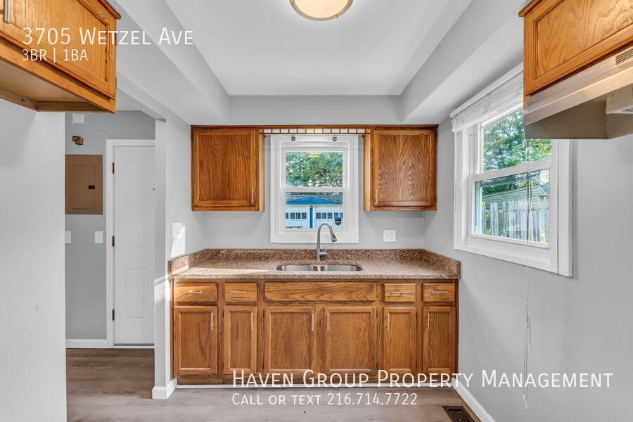 3705 Wetzel Ave, Cleveland, OH 44109- Spacious 3-bed 1-bath single-family home! property image