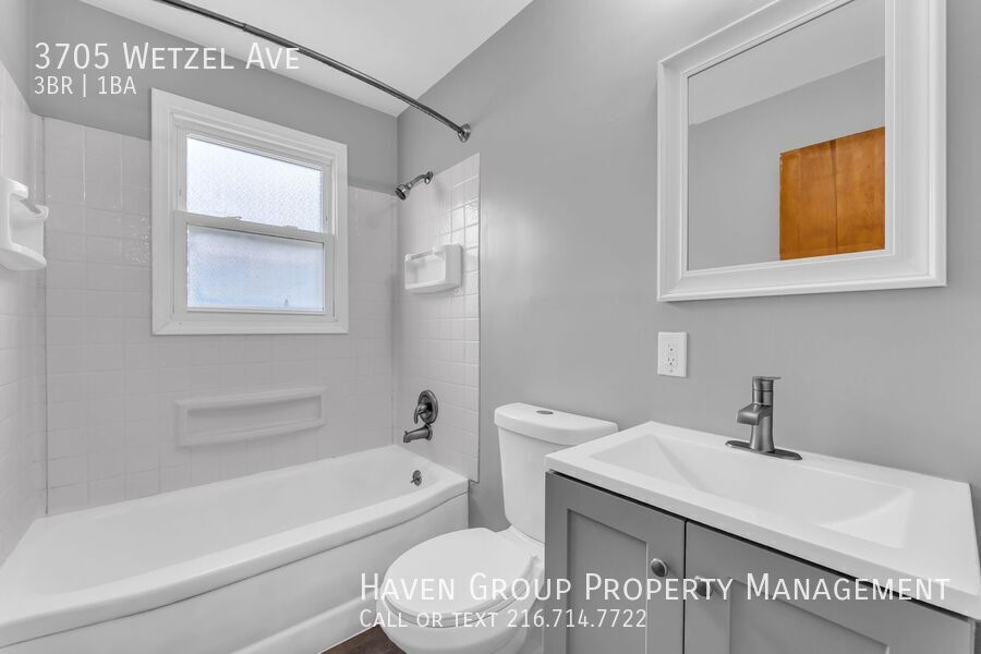 3705 Wetzel Ave, Cleveland, OH 44109- Spacious 3-bed 1-bath single-family home! property image