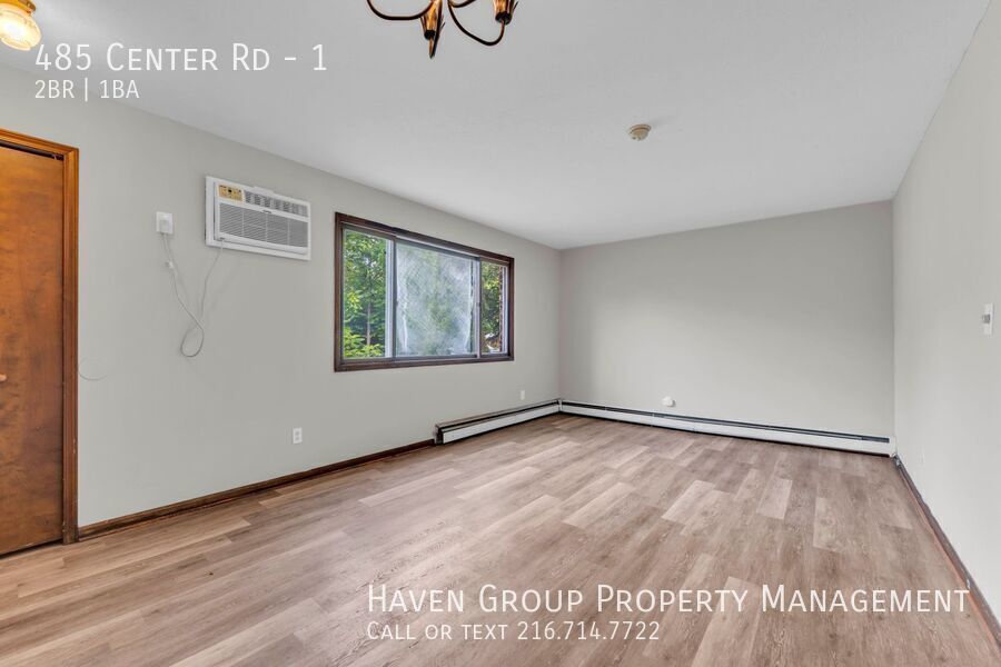 485 Center Rd | Unit 1, Bedford, OH 44146 - Spacious 2-bed 1-bath multi-family home! property image
