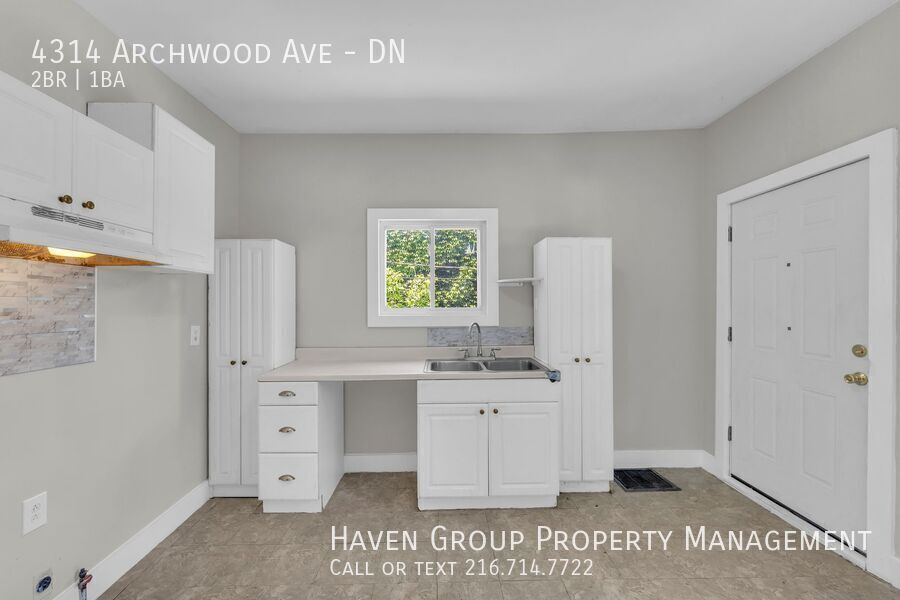 4314 Archwood Ave| DN, Cleveland, OH 44109 - Spacious 2-bed 1-bath multi-family home! property image