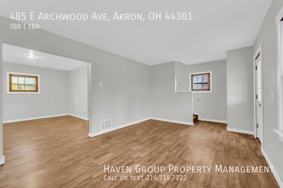485 E Archwood Ave, Akron, OH 44301- Spacious 3-bed 1-bath single-family home! property image
