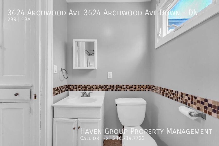 3624 Archwood Ave| DN, Cleveland, OH 44109 - Spacious 2-bed 1-bath multi-family home! property image