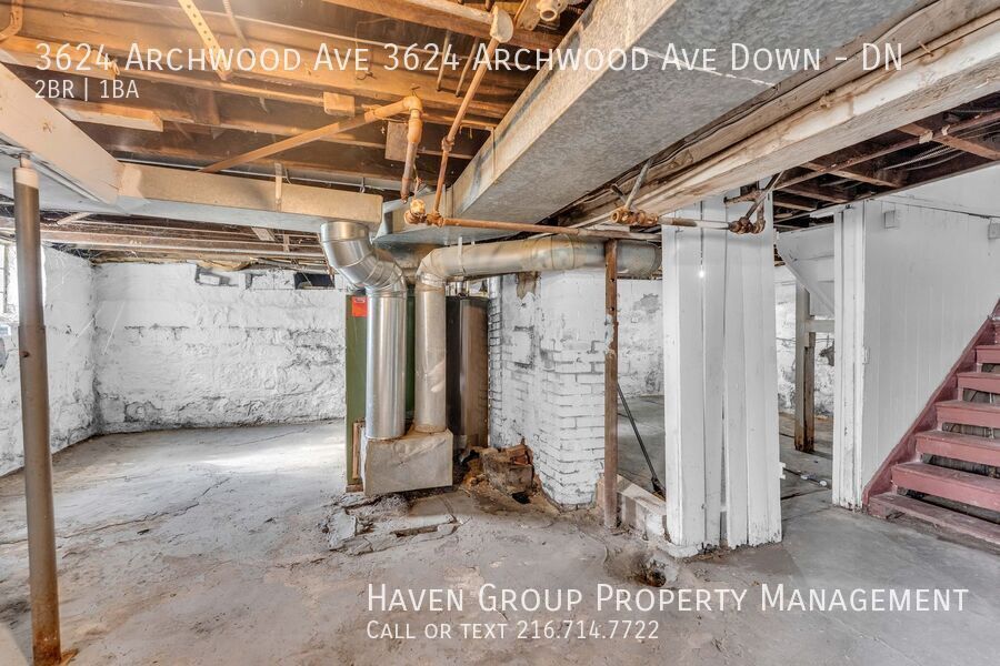 3624 Archwood Ave| DN, Cleveland, OH 44109 - Spacious 2-bed 1-bath multi-family home! property image