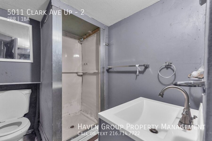 5011 Clark Ave | Apt 2 (UP), Cleveland, OH 44102 - Spacious 2-bed 1-bath multi-family home! property image