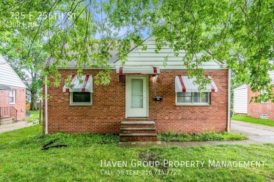 735 E 256th St., Euclid, OH 44132- Spacious 3-bed 1-bath single-family home! property image