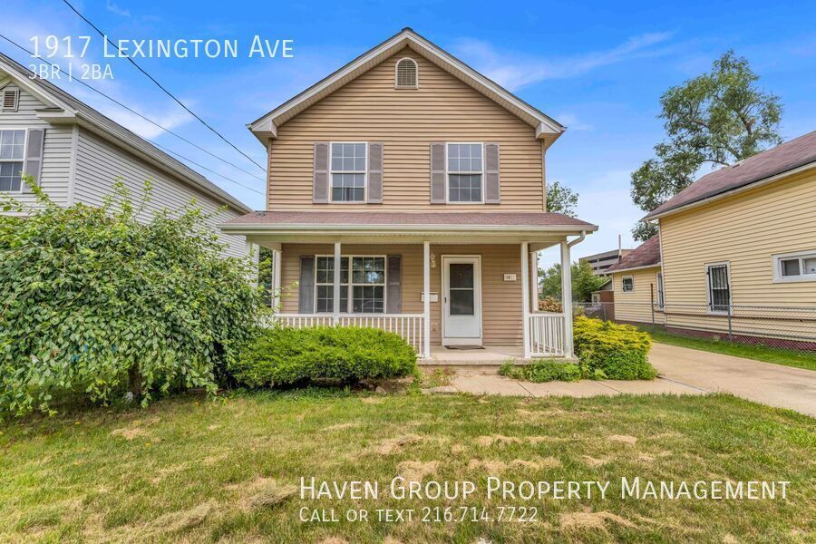 1917 Lexington Ave, Lorain, OH 44052 - Spacious 3-bed 1.5-bath single-family home! property image
