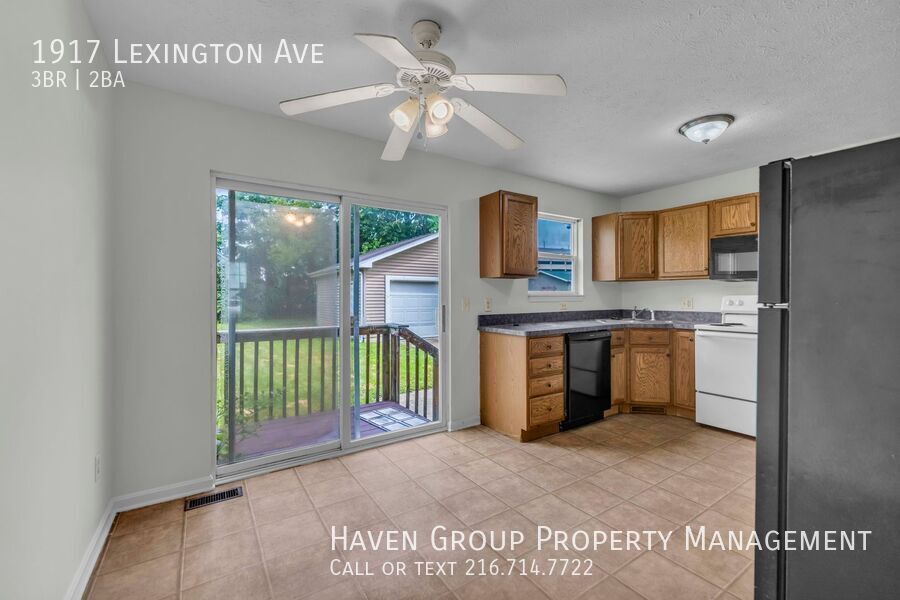 1917 Lexington Ave, Lorain, OH 44052 - Spacious 3-bed 1.5-bath single-family home! property image
