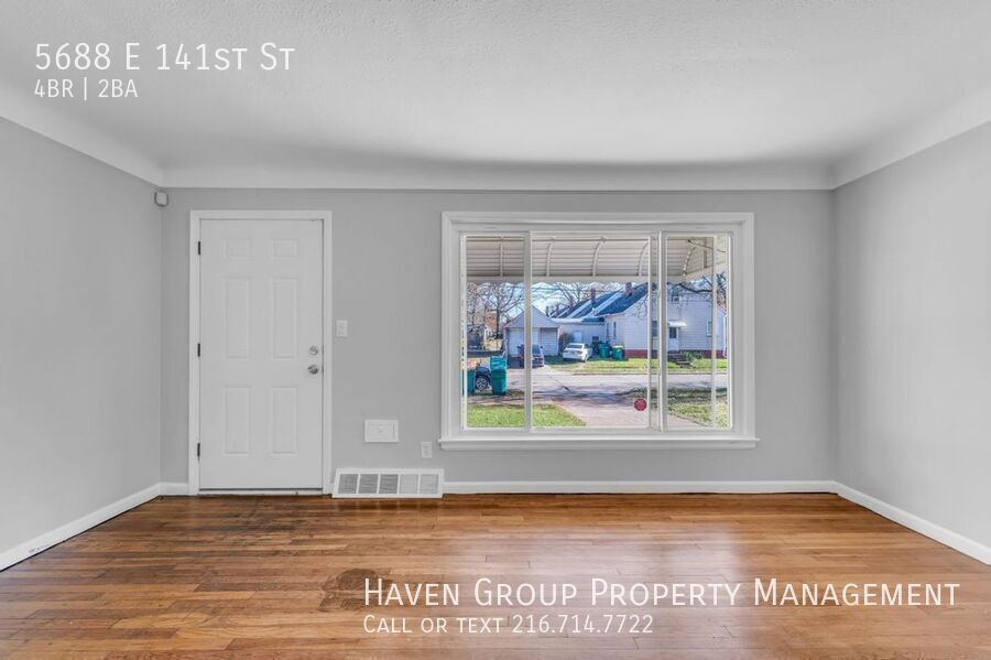 5688 E 141st St, Maple Heights, OH 44137 - Spacious 4-bed 2-bath single-family home! property image