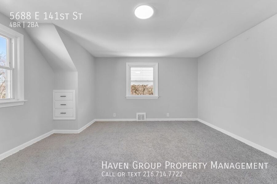5688 E 141st St, Maple Heights, OH 44137 - Spacious 4-bed 2-bath single-family home! property image