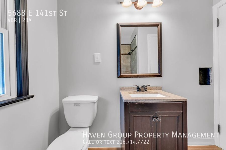 5688 E 141st St, Maple Heights, OH 44137 - Spacious 4-bed 2-bath single-family home! property image