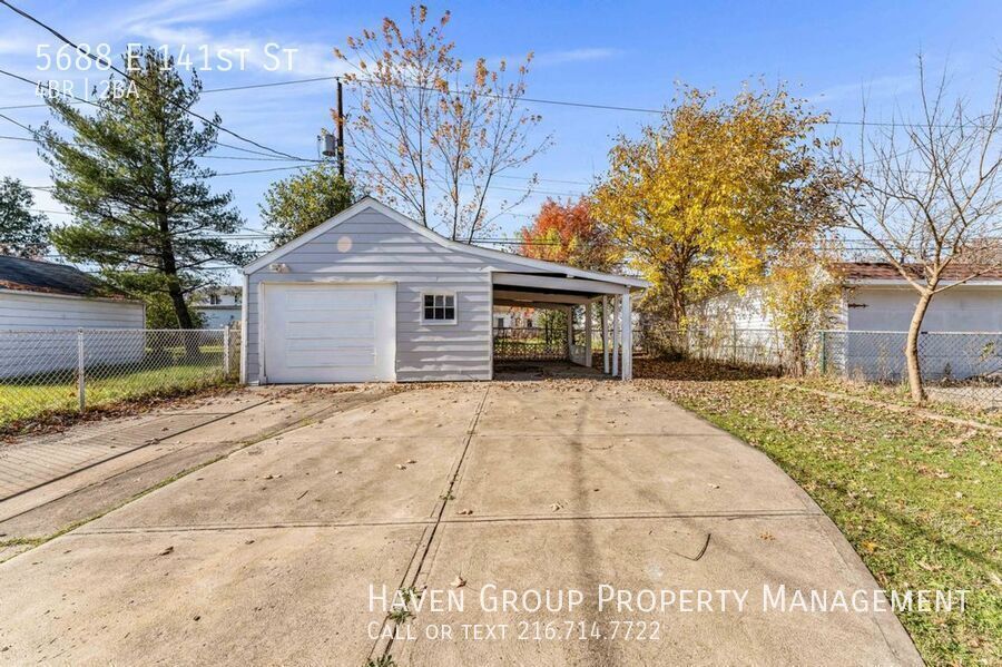 5688 E 141st St, Maple Heights, OH 44137 - Spacious 4-bed 2-bath single-family home! property image
