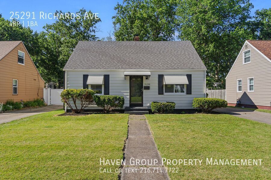 25291 Richards Ave, Euclid, Ohio, 44132- Spacious 4-bed 1-bath single-family home! property image