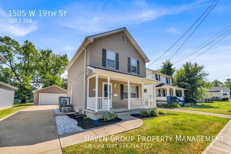 1505 W 19th St, Lorain, OH 44052- Spacious 3-bed 1.5-bath single-family home! property image
