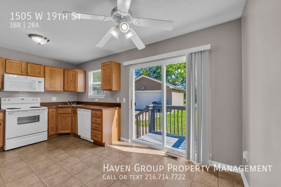 1505 W 19th St, Lorain, OH 44052- Spacious 3-bed 1.5-bath single-family home! property image