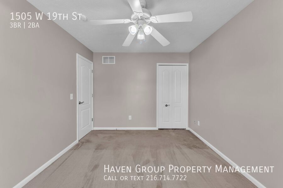 1505 W 19th St, Lorain, OH 44052- Spacious 3-bed 1.5-bath single-family home! property image