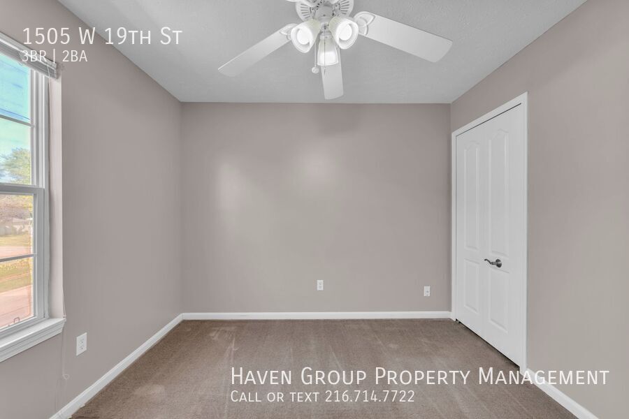 1505 W 19th St, Lorain, OH 44052- Spacious 3-bed 1.5-bath single-family home! property image
