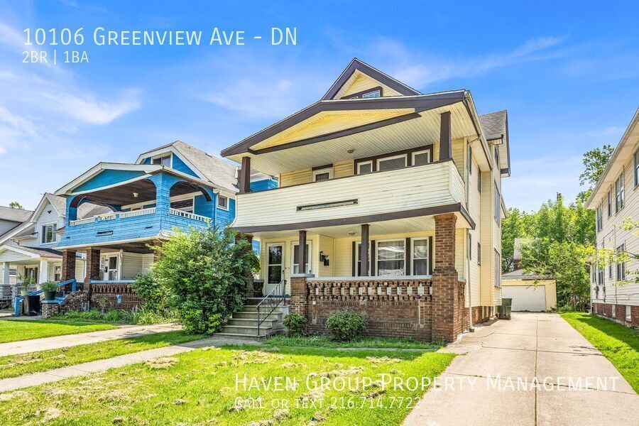 10106 Greenview Ave | DN, Garfield Heights, OH 44125- Spacious 2-bed 1-bath multi-family home! property image