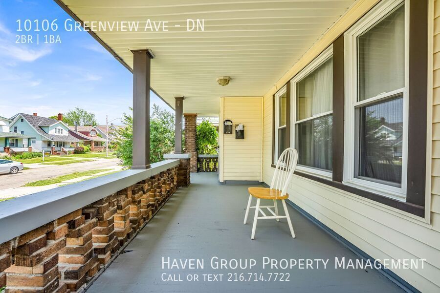 10106 Greenview Ave | DN, Garfield Heights, OH 44125- Spacious 2-bed 1-bath multi-family home! property image