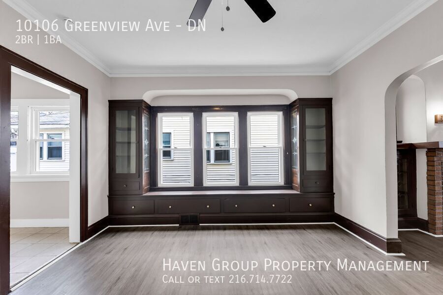 10106 Greenview Ave | DN, Garfield Heights, OH 44125- Spacious 2-bed 1-bath multi-family home! property image