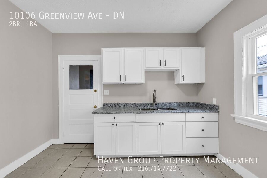 10106 Greenview Ave | DN, Garfield Heights, OH 44125- Spacious 2-bed 1-bath multi-family home! property image