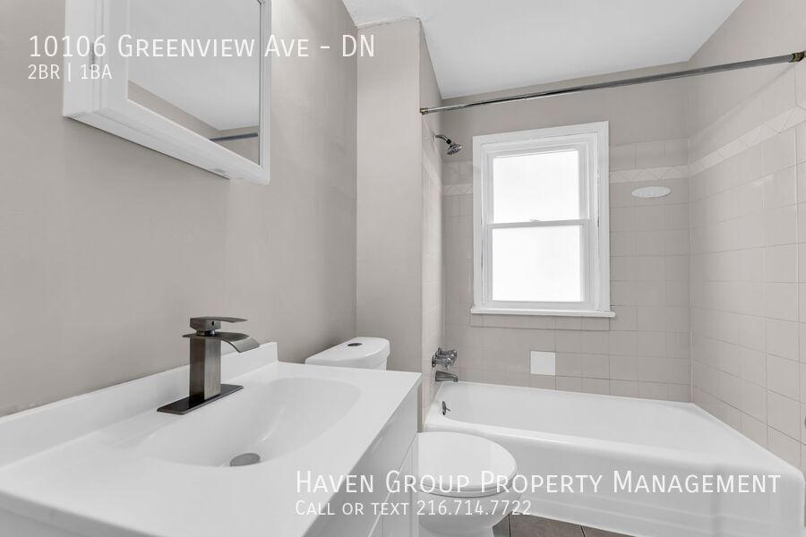 10106 Greenview Ave | DN, Garfield Heights, OH 44125- Spacious 2-bed 1-bath multi-family home! property image