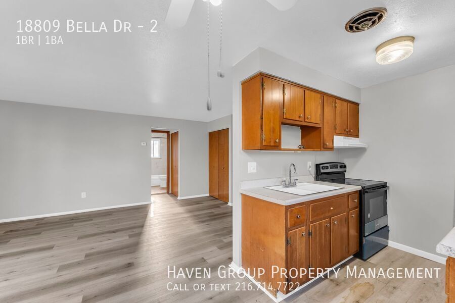 18809 Bella Dr | Unit 2, Cleveland, OH 44119- Spacious 1-bed 1-bath multi-family home! property image