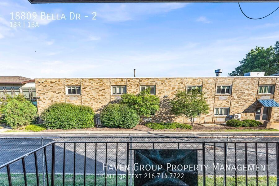 18809 Bella Dr | Unit 2, Cleveland, OH 44119- Spacious 1-bed 1-bath multi-family home! property image