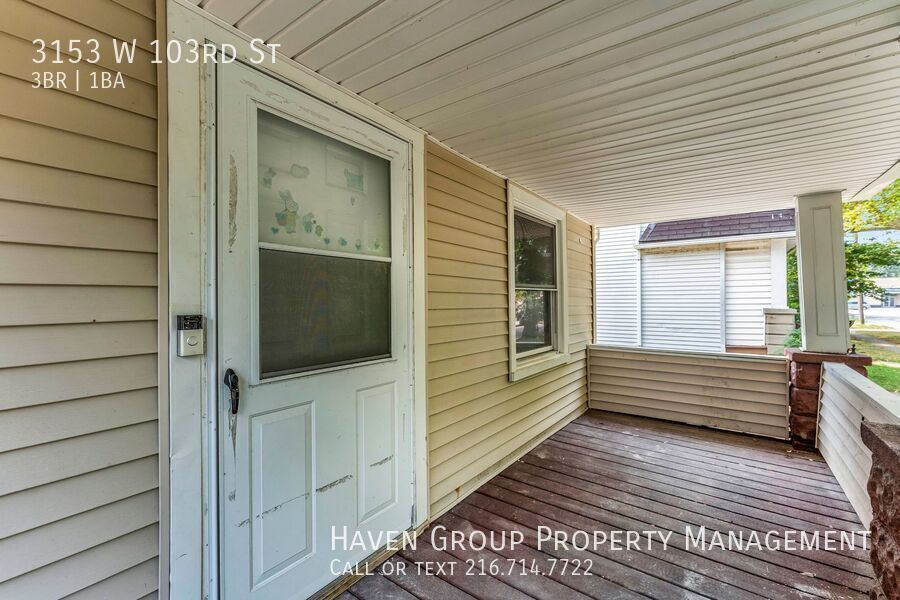 3153 W 103rd St, Cleveland, OH 44111- Spacious 3-bed 1-bath single-family home! property image