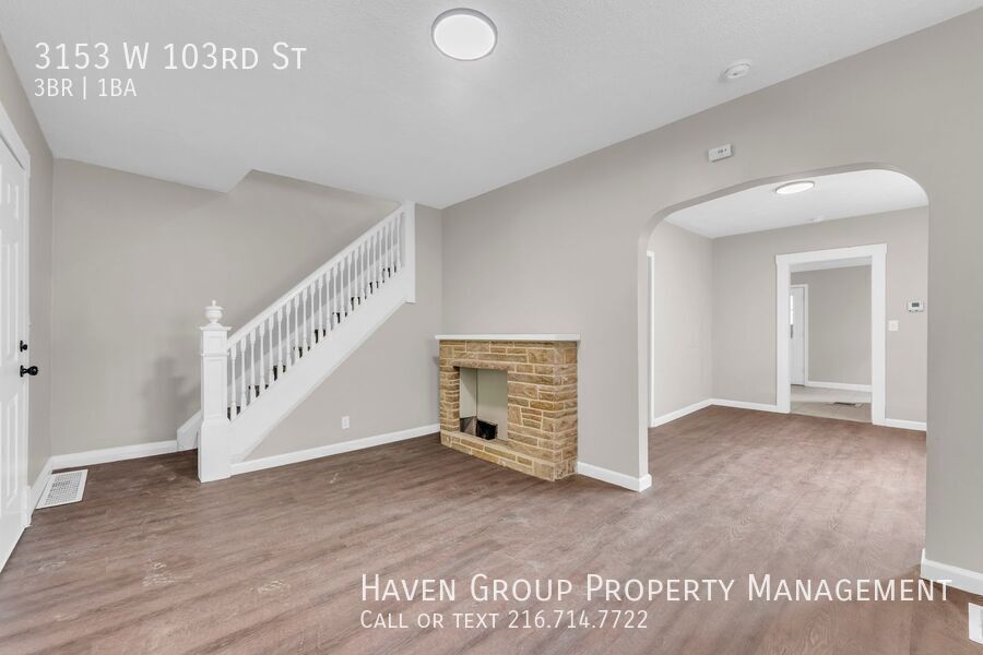 3153 W 103rd St, Cleveland, OH 44111- Spacious 3-bed 1-bath single-family home! property image
