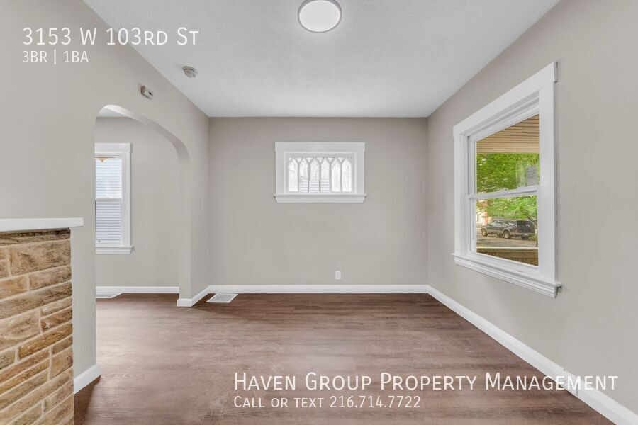 3153 W 103rd St, Cleveland, OH 44111- Spacious 3-bed 1-bath single-family home! property image