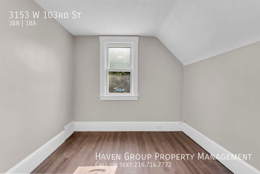 3153 W 103rd St, Cleveland, OH 44111- Spacious 3-bed 1-bath single-family home! property image