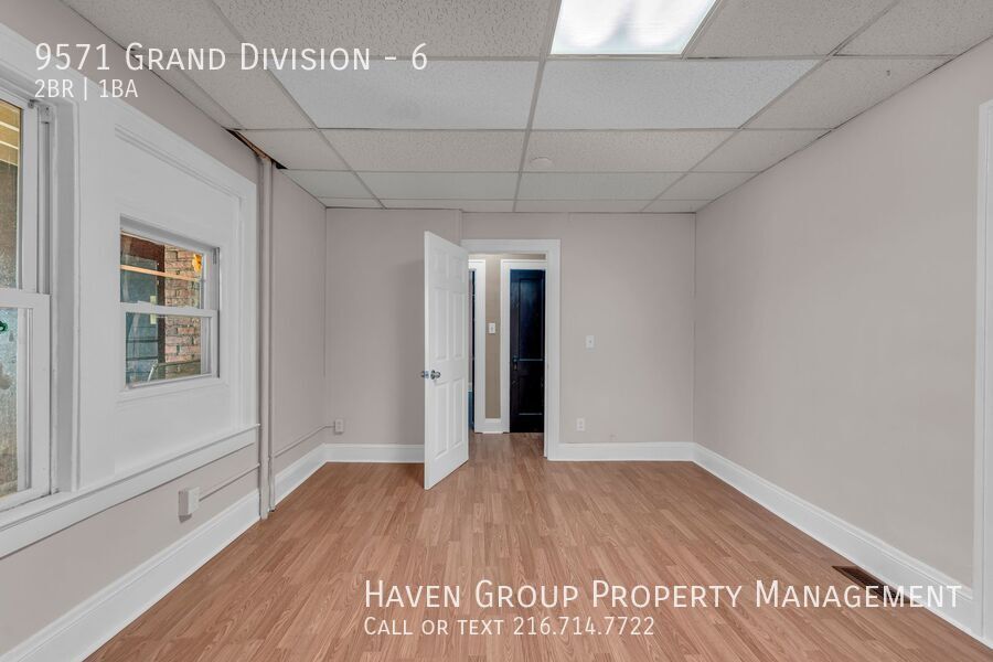 4600 Grand Division Ave | Unit 6, Cleveland, OH 44125- Spacious 2-bed 1-bath apartment! property image
