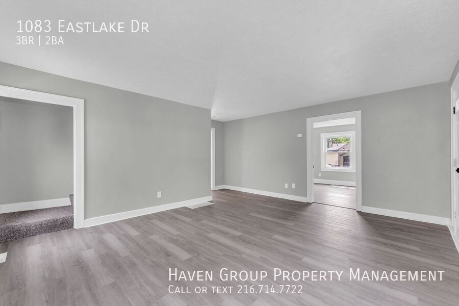1083 Eastlake Dr, Eastlake, OH 44095 - Spacious 3-bed 1.5-bath single-family home! property image
