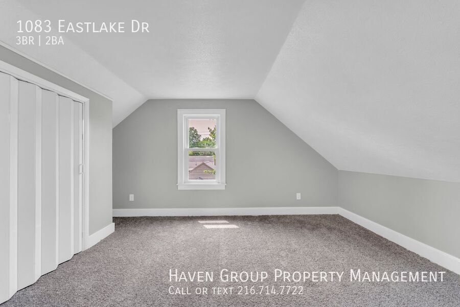 1083 Eastlake Dr, Eastlake, OH 44095 - Spacious 3-bed 1.5-bath single-family home! property image