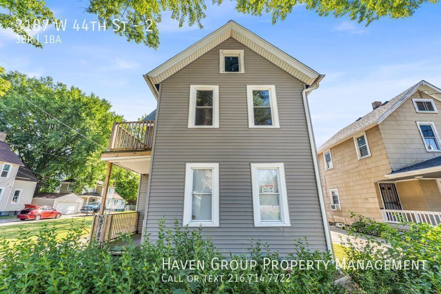 3187 W 44th St | Unit 2/UP, Cleveland, OH 44109- Spacious 3-bed 1-bath multi-family home! property image