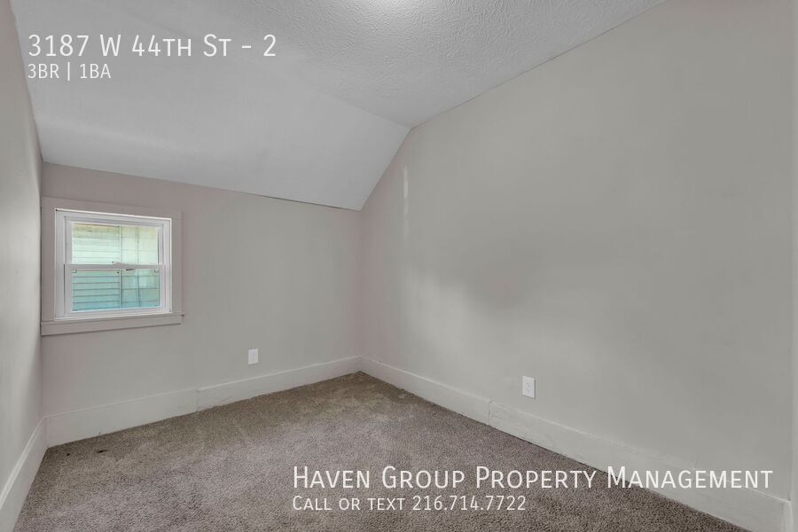 3187 W 44th St | Unit 2/UP, Cleveland, OH 44109- Spacious 3-bed 1-bath multi-family home! property image
